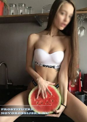   , , +7 (985) 390-9922